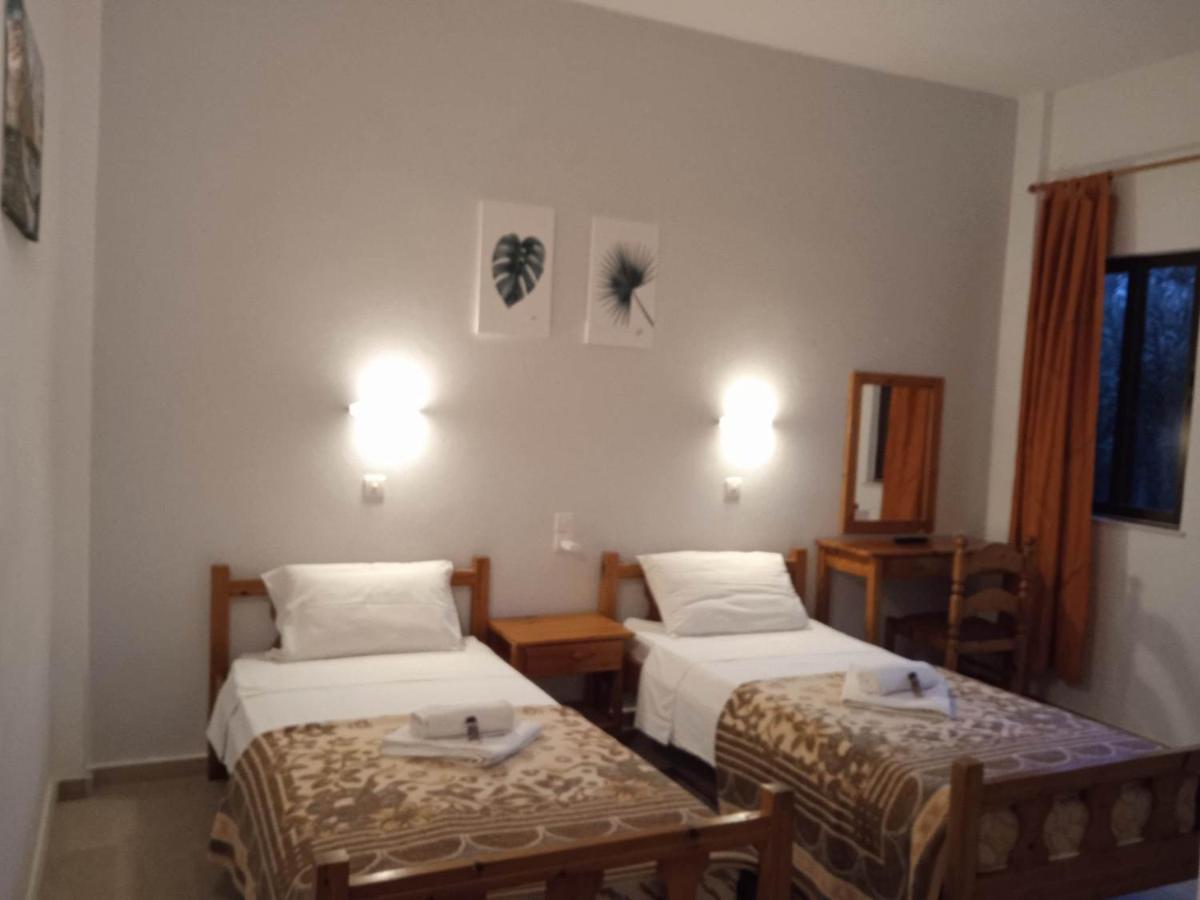 Villa Kaloudis Rooms Агиос-Георгиос Экстерьер фото